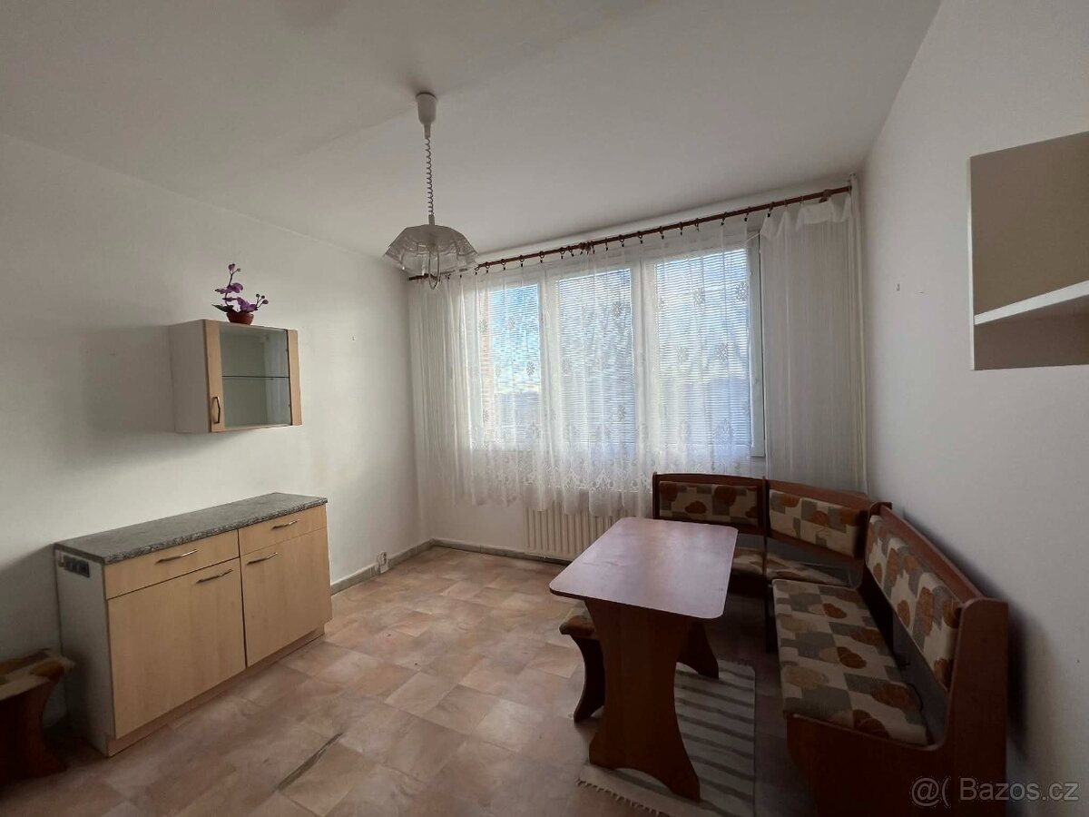 Pronájem bytu 1+1, 39m2 v Orlové, ul. Kpt. Jaroše - 4