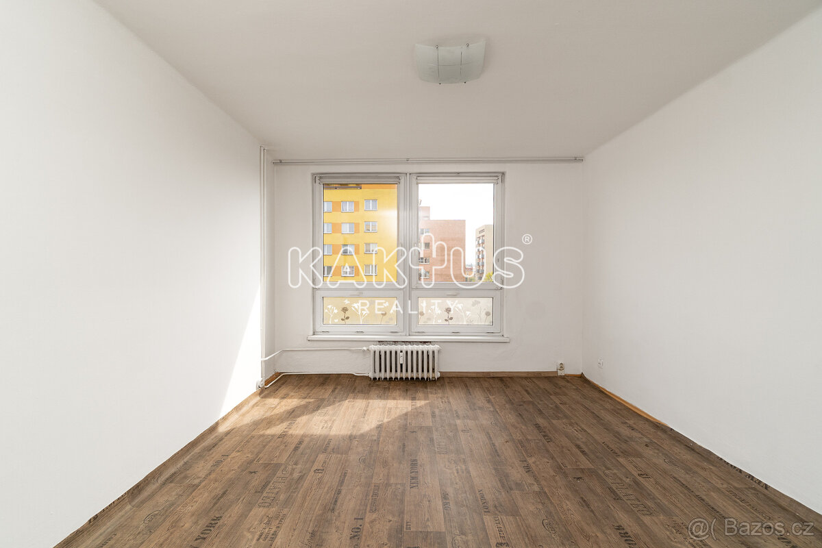 Prodej dr. bytu 3+1, ulice Gen. Janka, Mariánské hory - 4