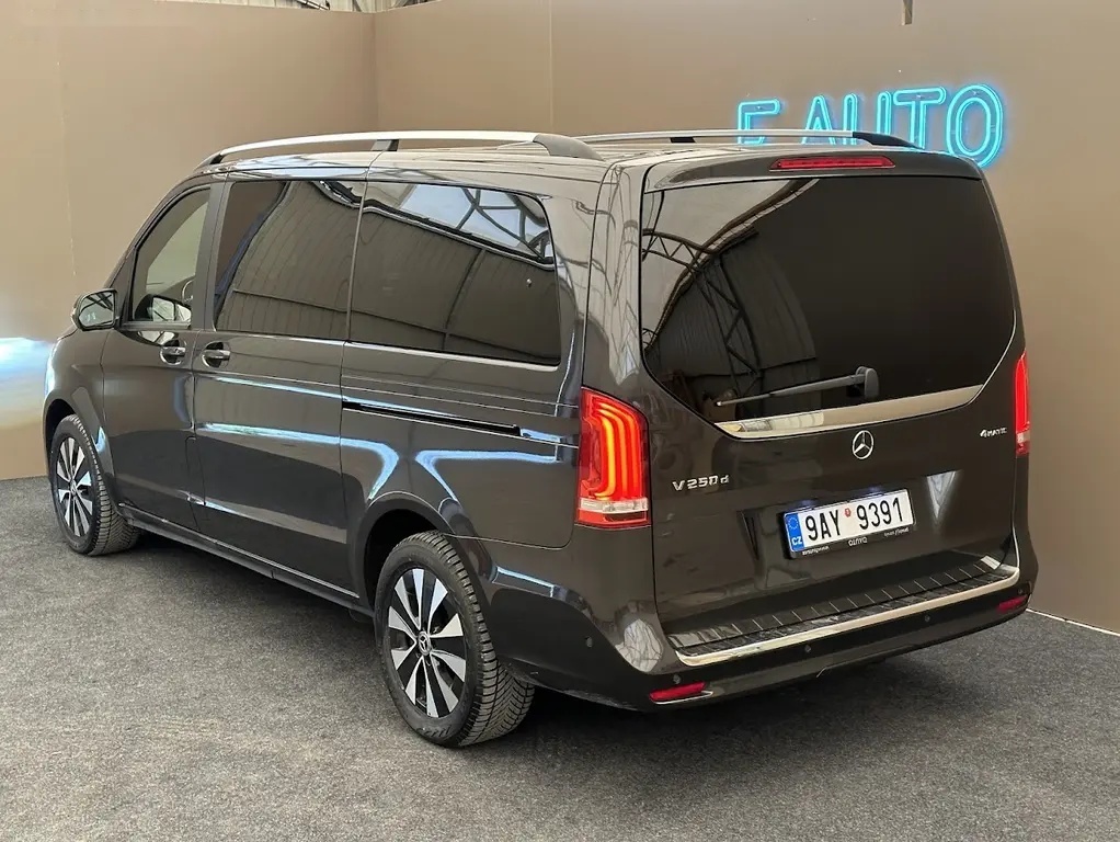 Mercedes-Benz Třídy V, 250D 4 MATIC Webasto - 4