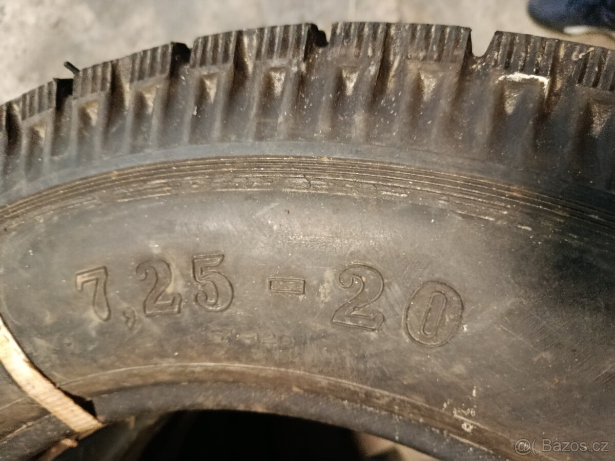 Pneu NOVE 7,25-20 - 4