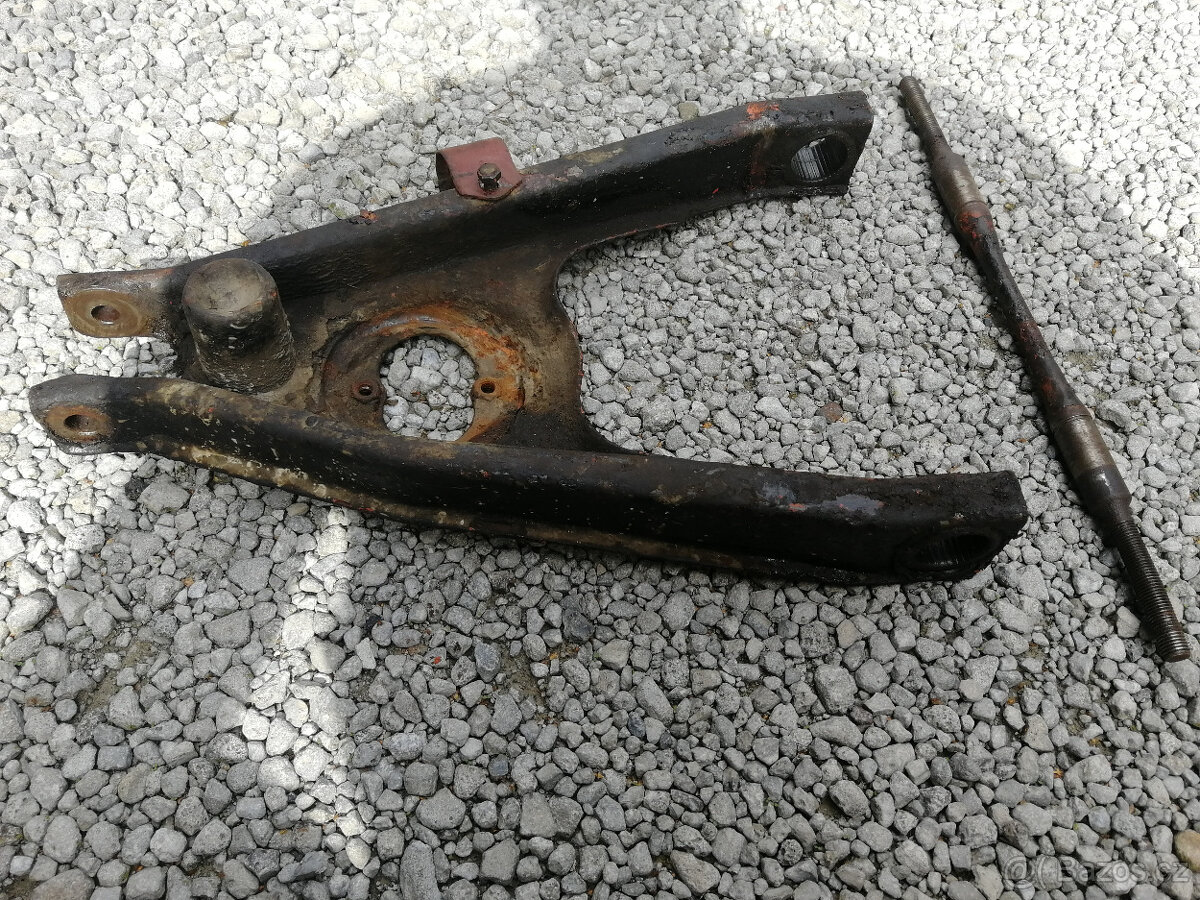 Spodní rameno škoda 1000mb - 4
