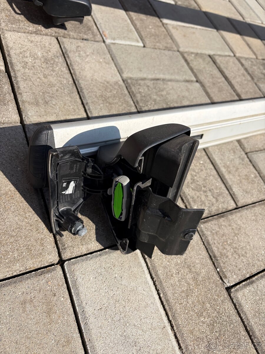 Thule Wingbar 140 cm - 4