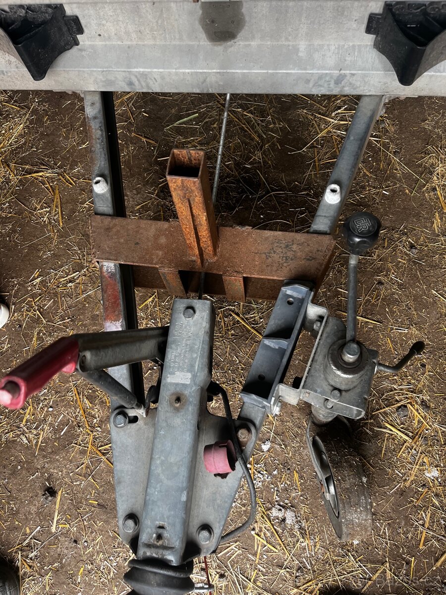 Vozik bržděný nákladní plato - 4