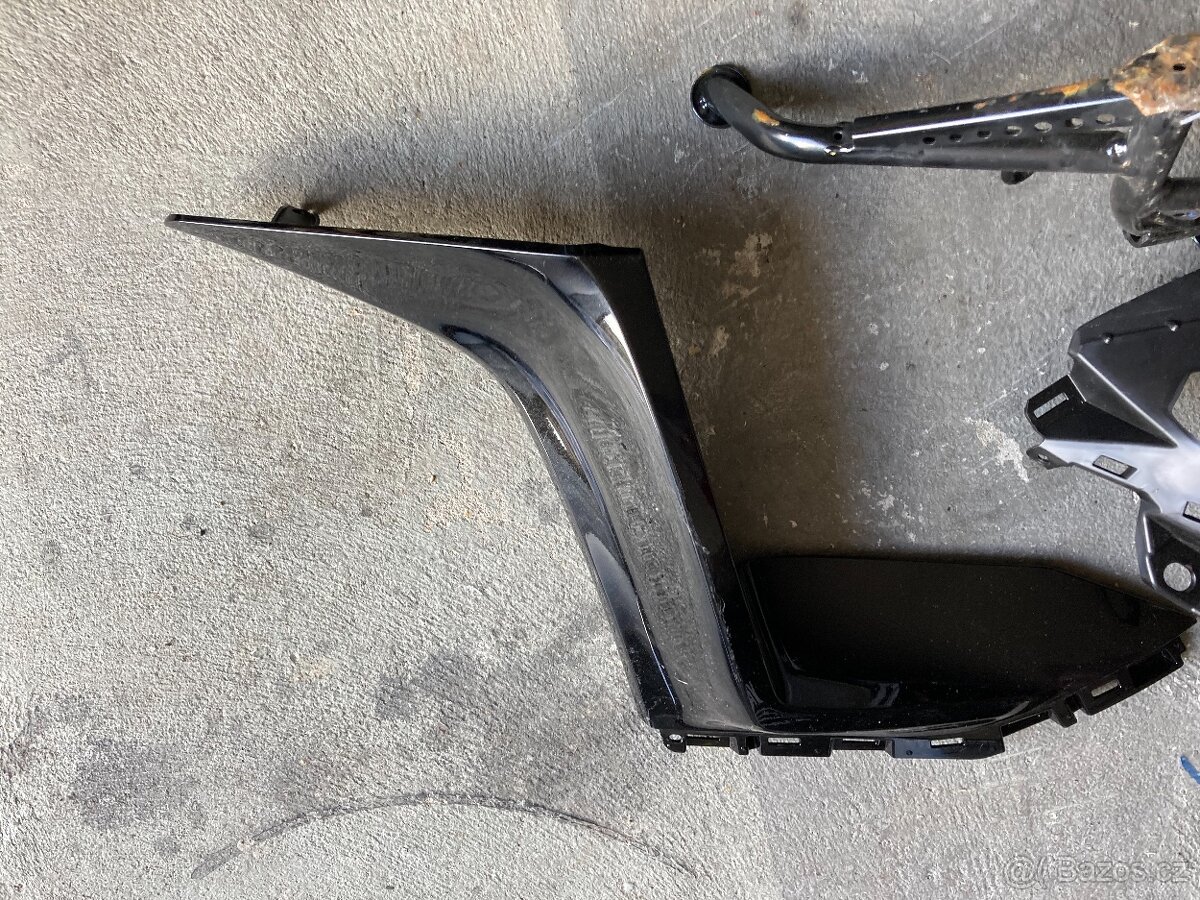 Yamaha X max díly - 4