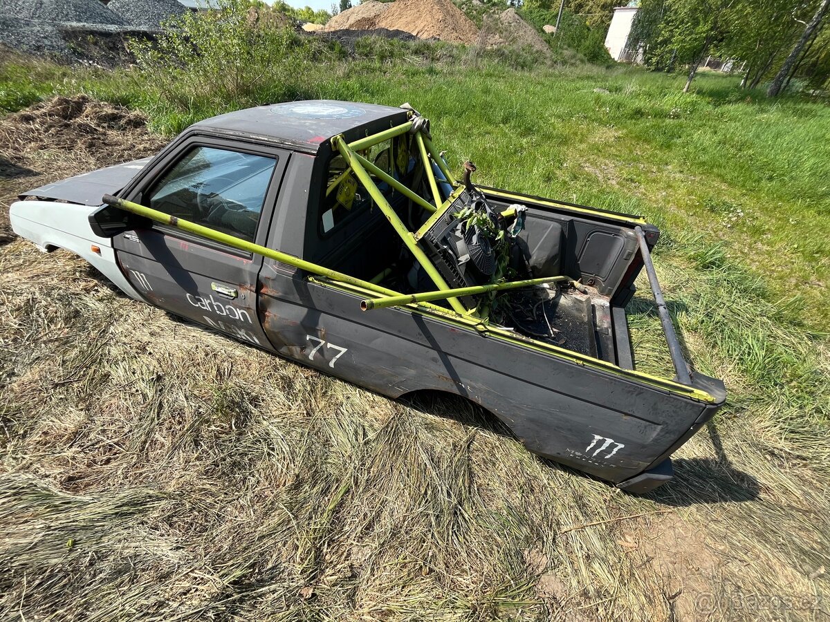 Škoda favorit kastle s rámem - 4