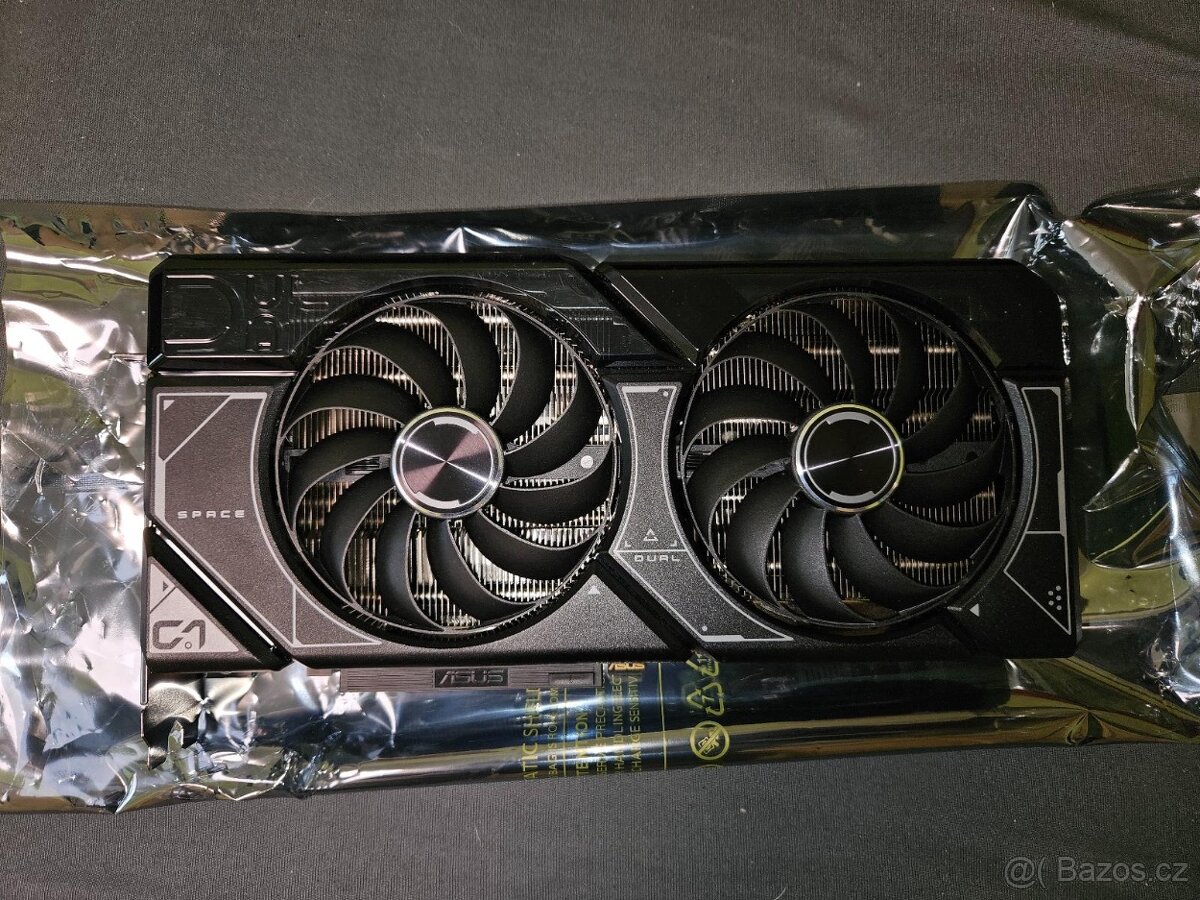 Prodám grafickou kartu ASUS DUAL GeForce RTX 4070 SUPER O12G - 4