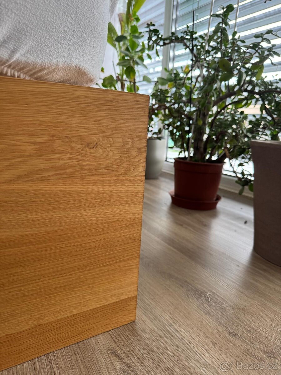 Postel z dubového masivu - 4