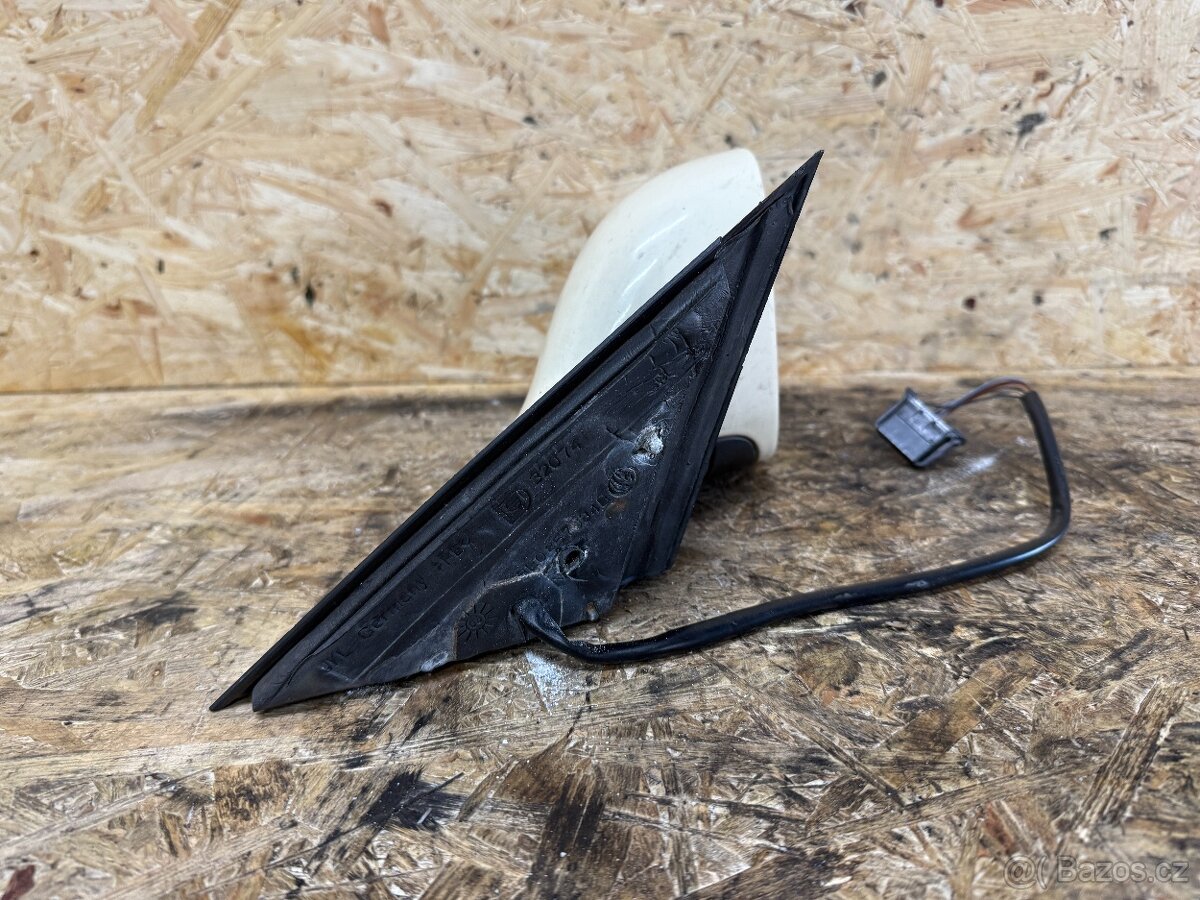 PRAVÉ ZPĚTNÉ ZRCÁTKO VW PASSAT B5.5 FAC. 3B0857934B 7 PIN - 4