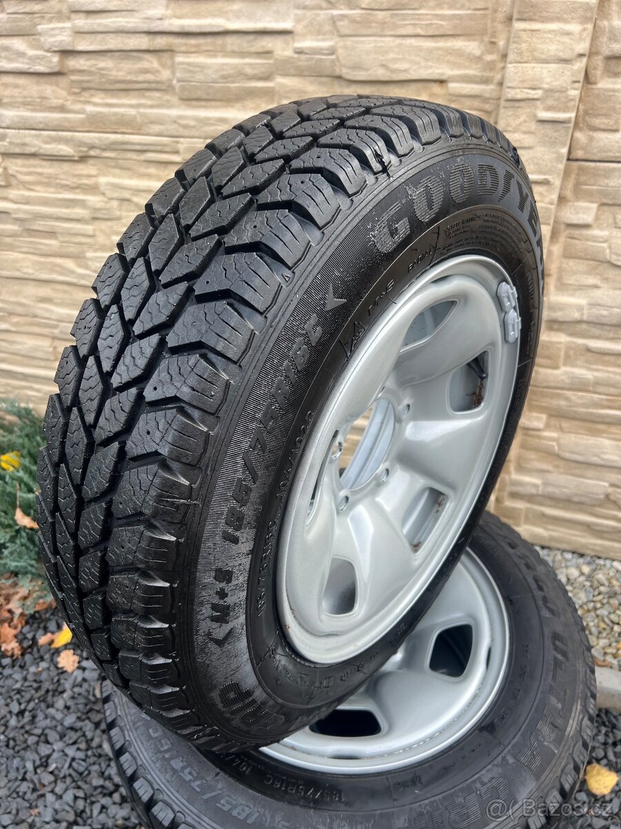 5x139,7 ZIMNÍ PNEU 185/75/ R16C -KRÁSNÝ-STAV- - 4