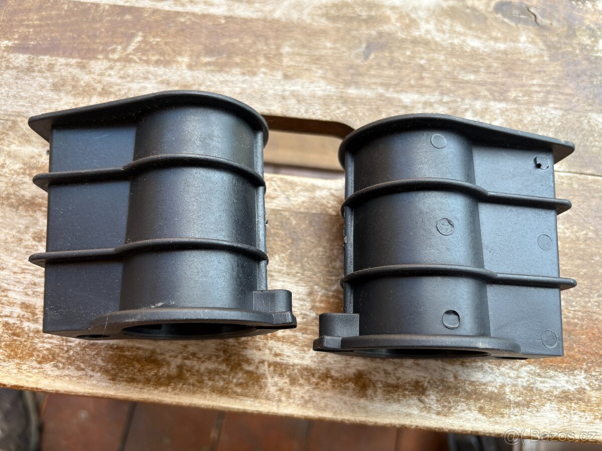 Plastové kotvení žebříku,kotvící plastová pouzdra - 4