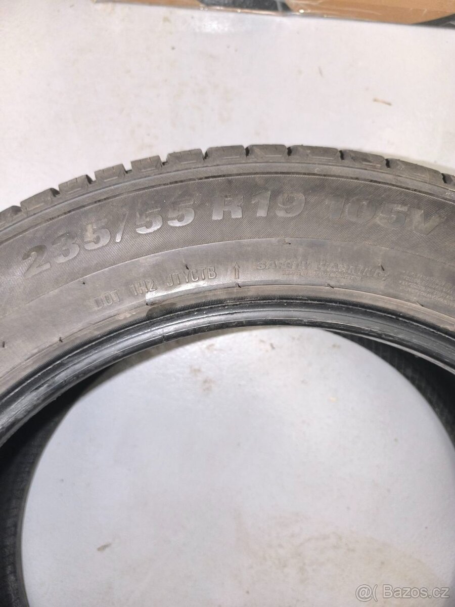 235/55 r19 Kumho - 4