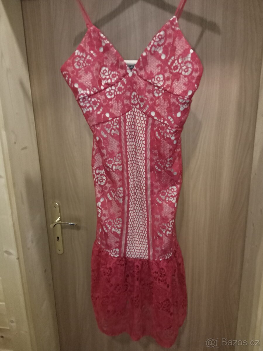 Červené šaty Romeo & Julie ,vel.M - 4