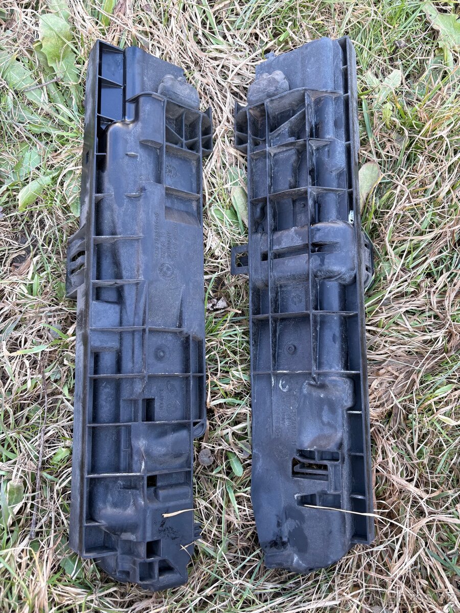 Držáky chladiče BMW - 4