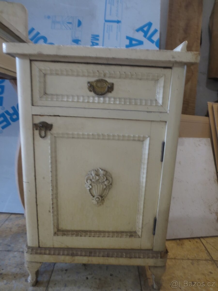 Starožitný nábytek k renovaci - 4
