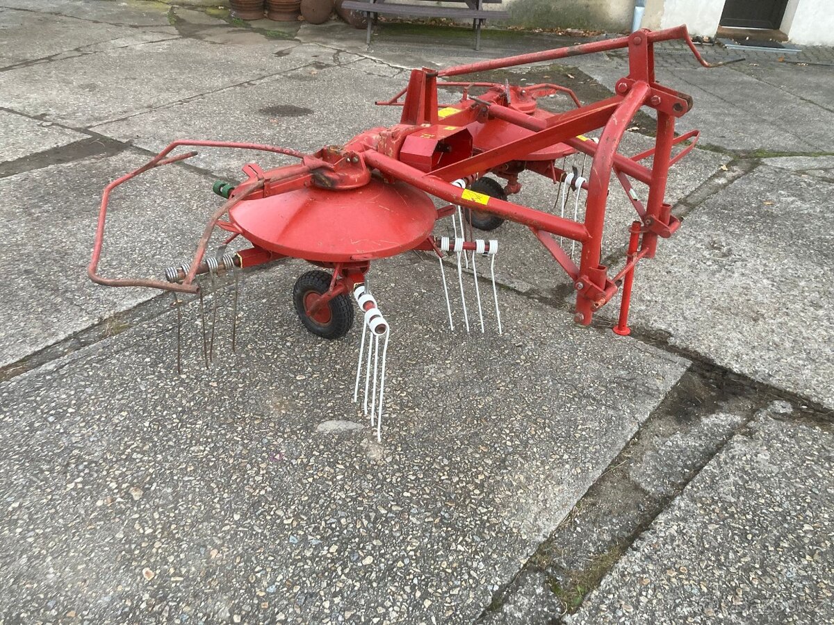 Obraceč a shrnovač Pottinger Kombi 401 - 4