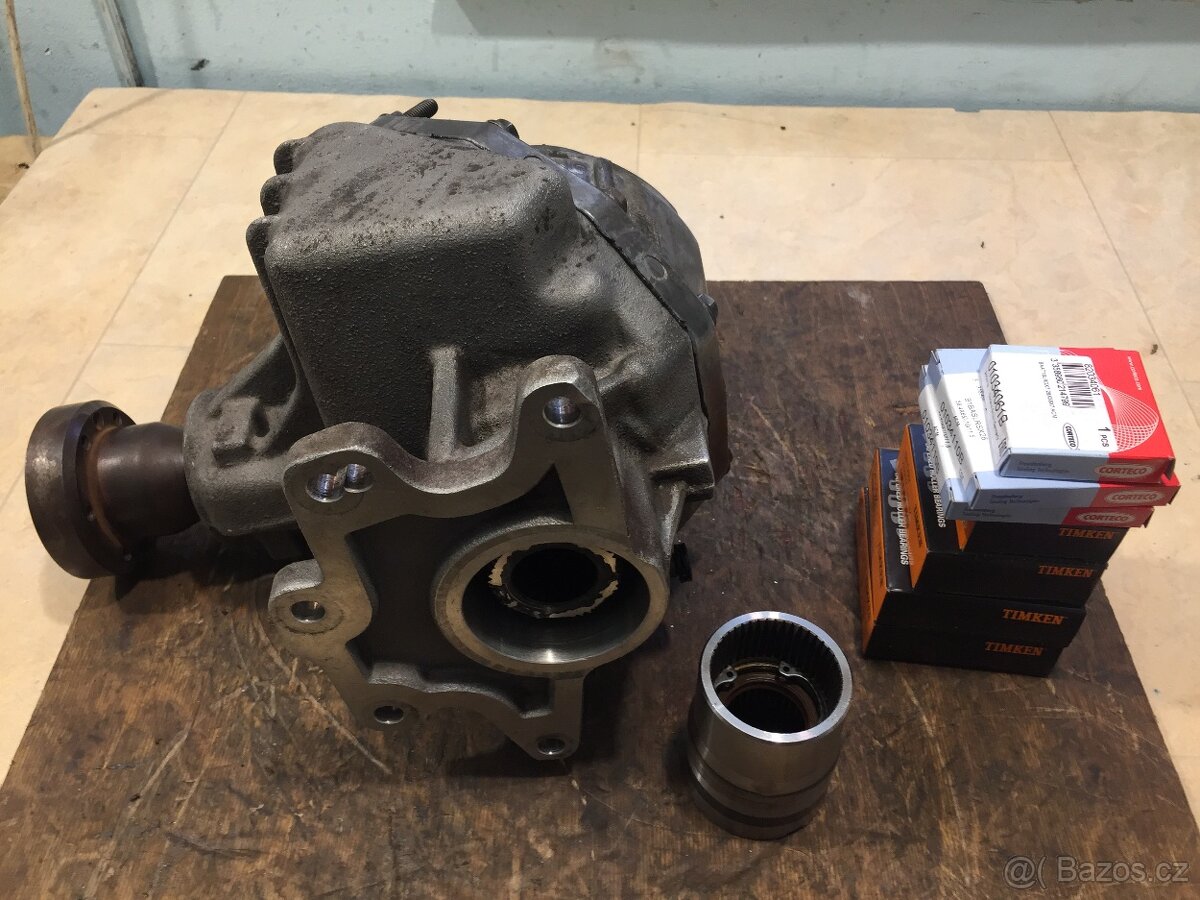 Úhlová rozvodovka Volvo XC /Land Rover evoque - 4