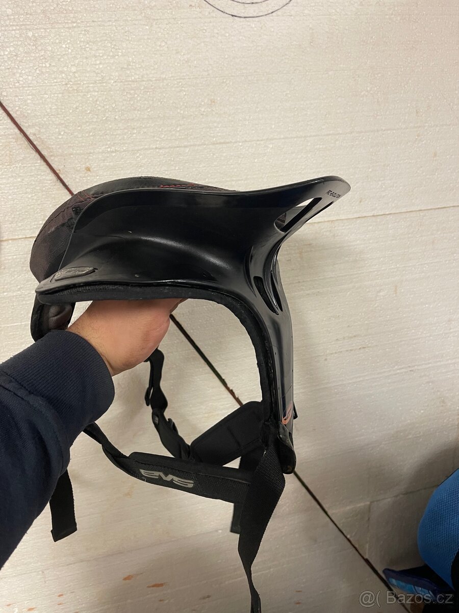 Dětský krční chránič EVS - 4