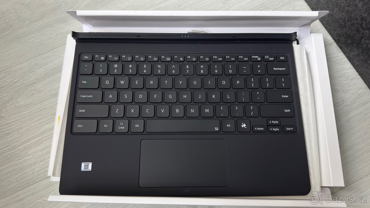 Pouzdro na tablet Samsung Galaxy Tab S10+ S9+ černá US - 4