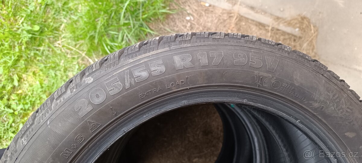 205/55/17 - 4