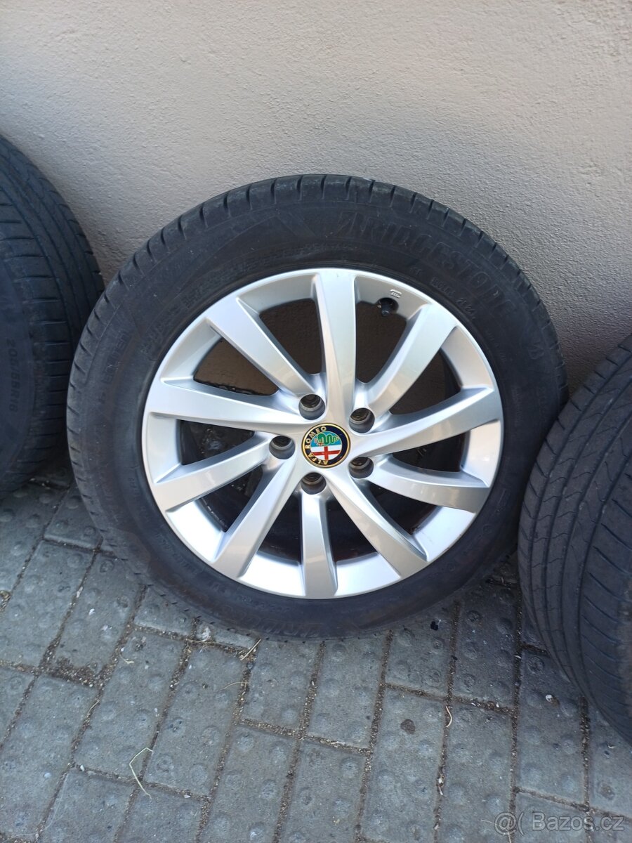 Alfa romeo Giuletta alu 16" - 4