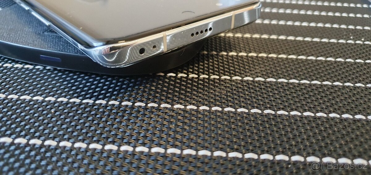 Honor Magic 4 pro 5g 8/256 vyměním - 4