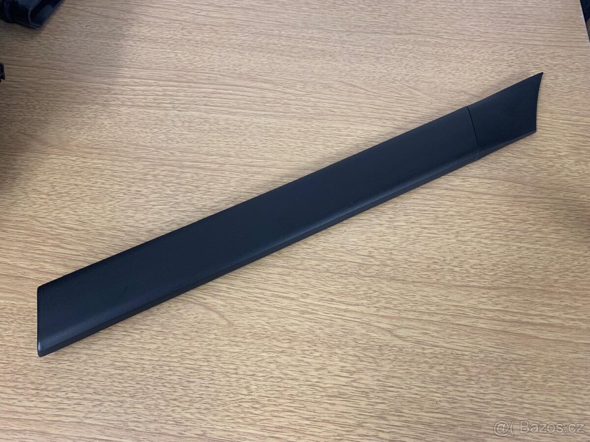 BMW E36 díly - blinkr, lišta, stabíky, c-sloupky - 4