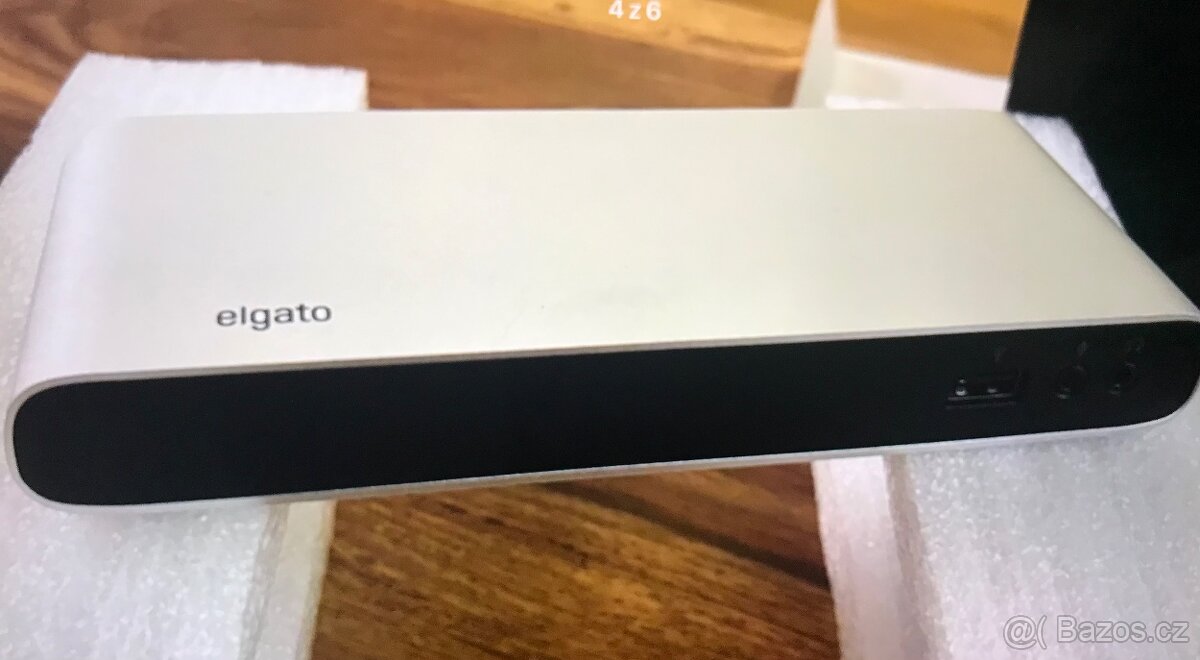 Rozbočovač Elgato Thunderbolt 3 Dock - 4