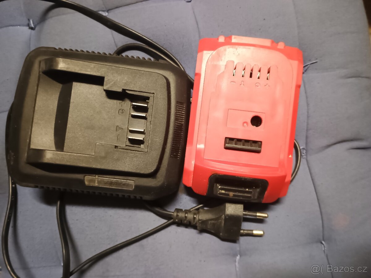 Nabíječka a zdroj Li-ioN - 4