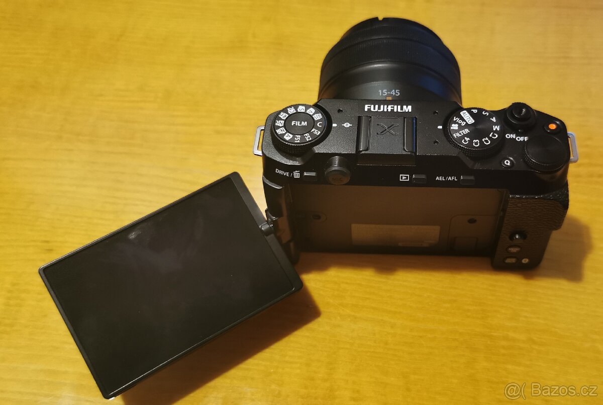 Fujifilm X-M5 + kit lens 15-45mm - 4