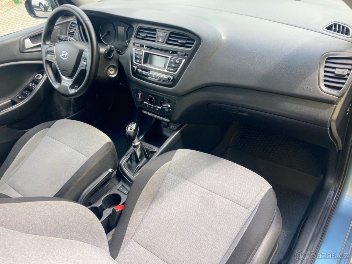 Hyundai i20, 1,1CRDi, park.senzory,vyhř.sedadla,STK 05/27 - 4
