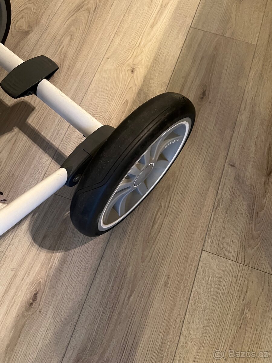 kočárek Anex M Type 2v1. V dobrém stavu - 4