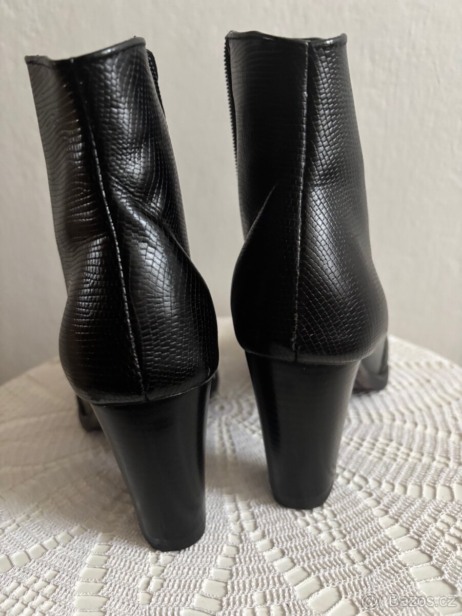 Obuv kotníčková kožená velikost 38, zn.Lavorazione Artigiana - 4