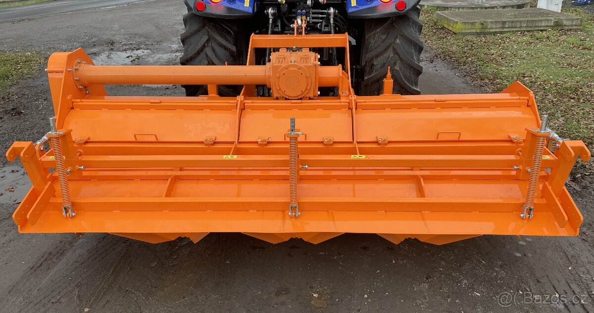 Hrůbkovací (hrobkovací) fréza 4FKZ - 4