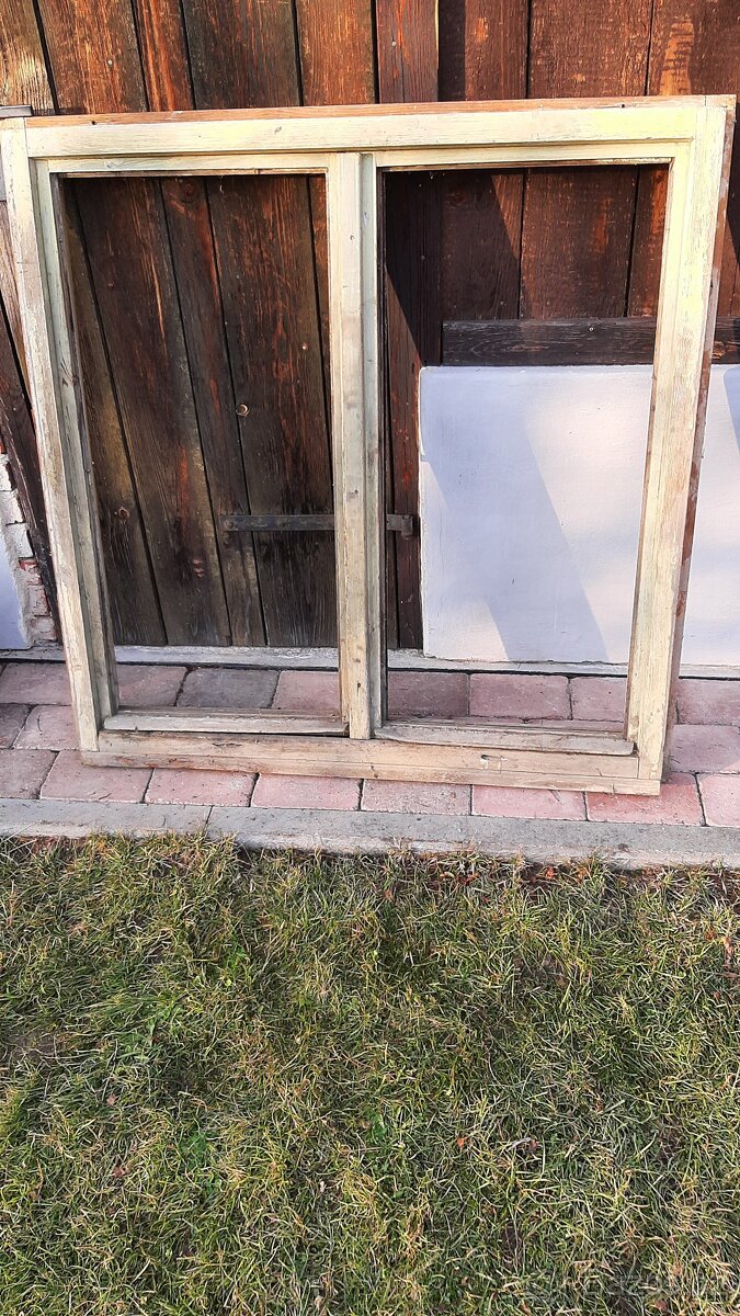 Okno dvoukřídlé 114x116cm + dvířka 114x74 - 4