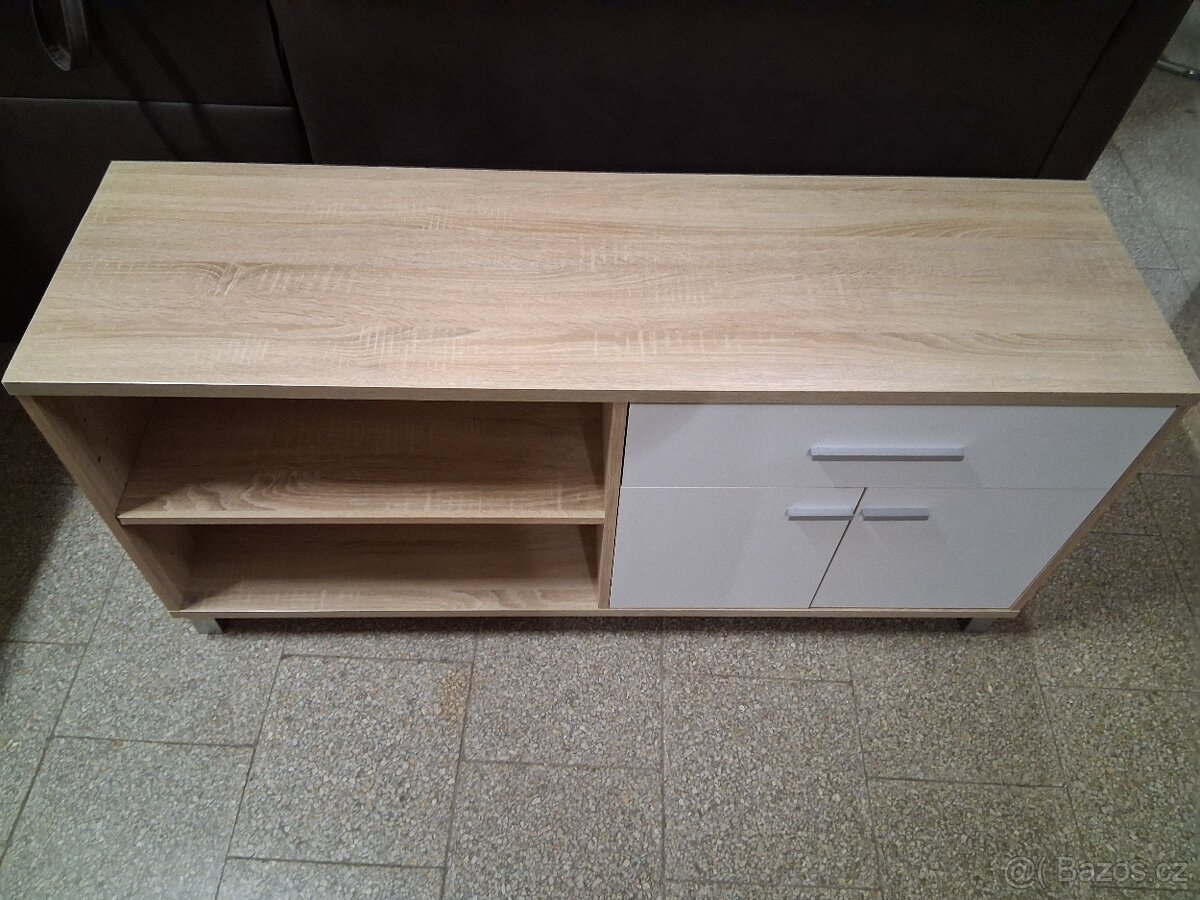 Komoda či TV stůl - 4