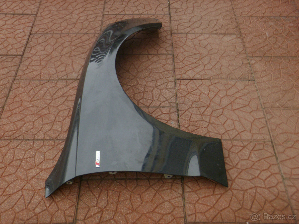 Audi A4 B8 / K8 orig přední pravý blatník - 4