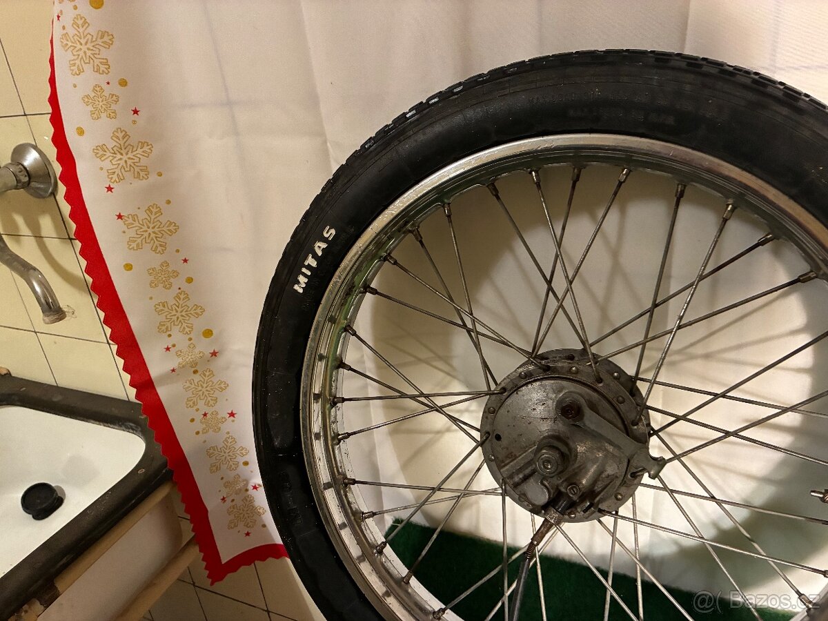 Kolesá babetta 210 - 4