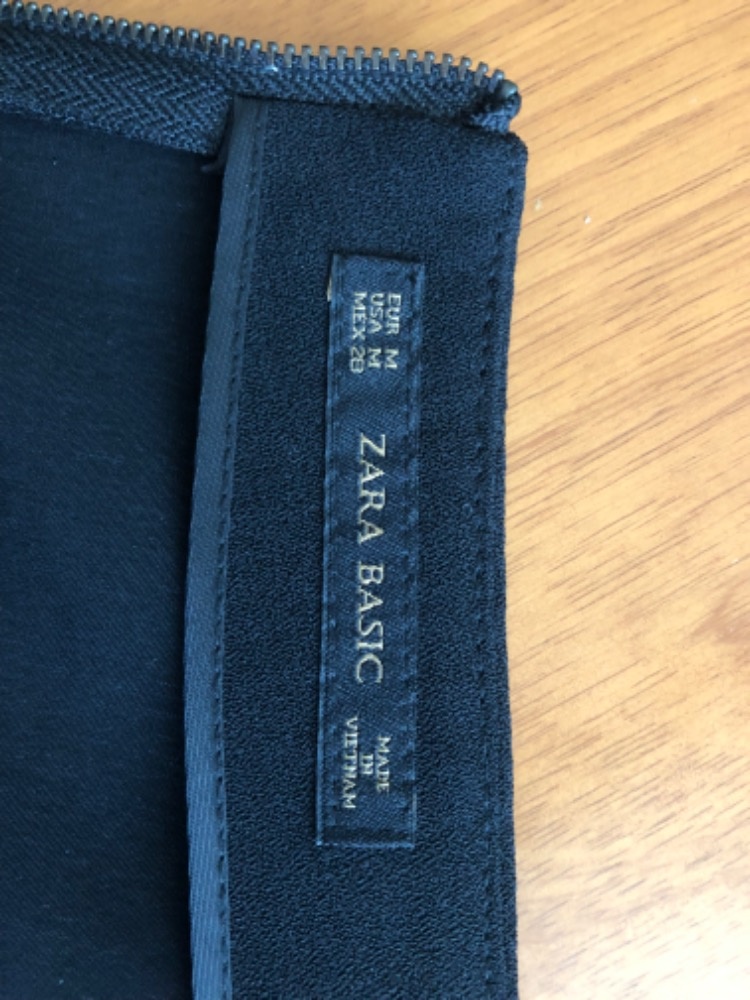 Moderní, krátká sukně - vel.M - 4