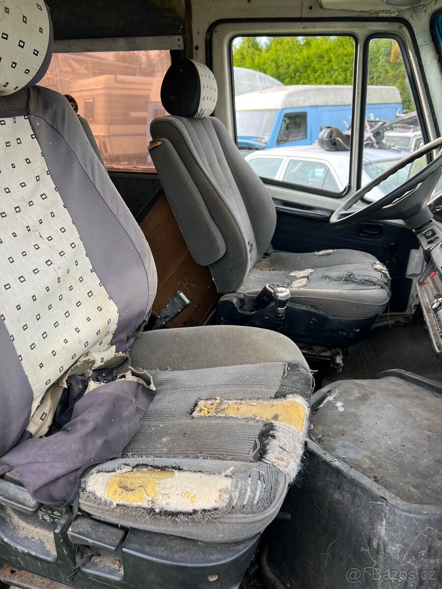 Mercedes Benz T1 309d - 4