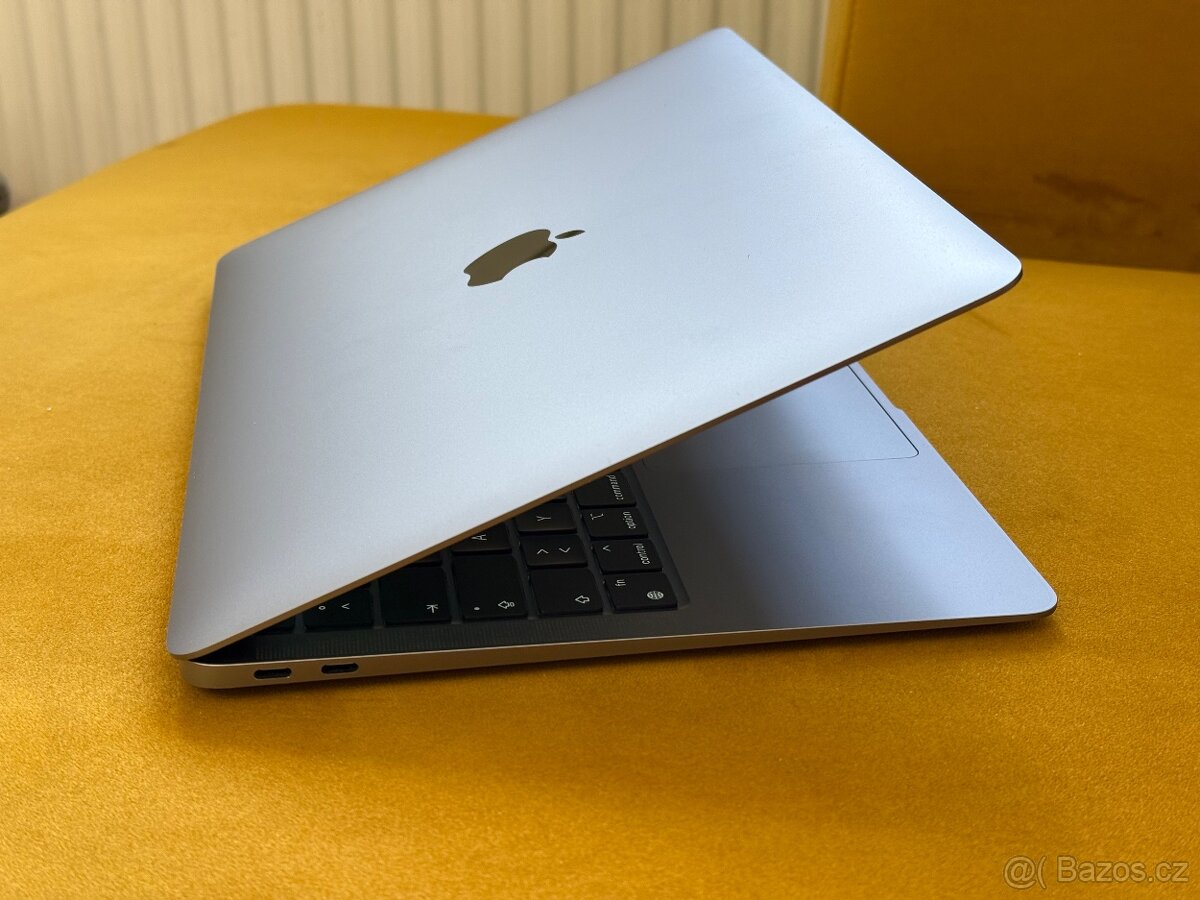 Apple Macbook Air M1 8GB 256GB 97% Space Gray - 4