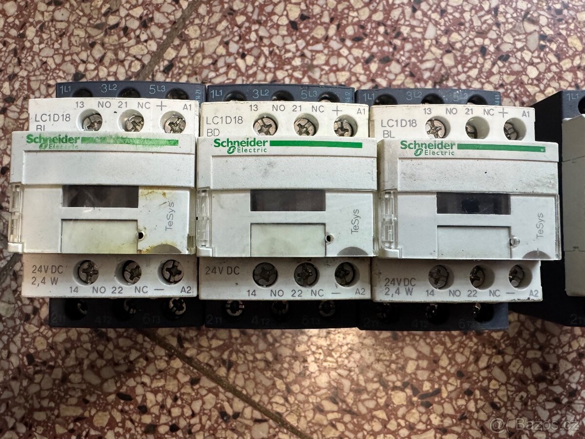 Stykače schneider eletric, proudový chránič eaton 40a - 4