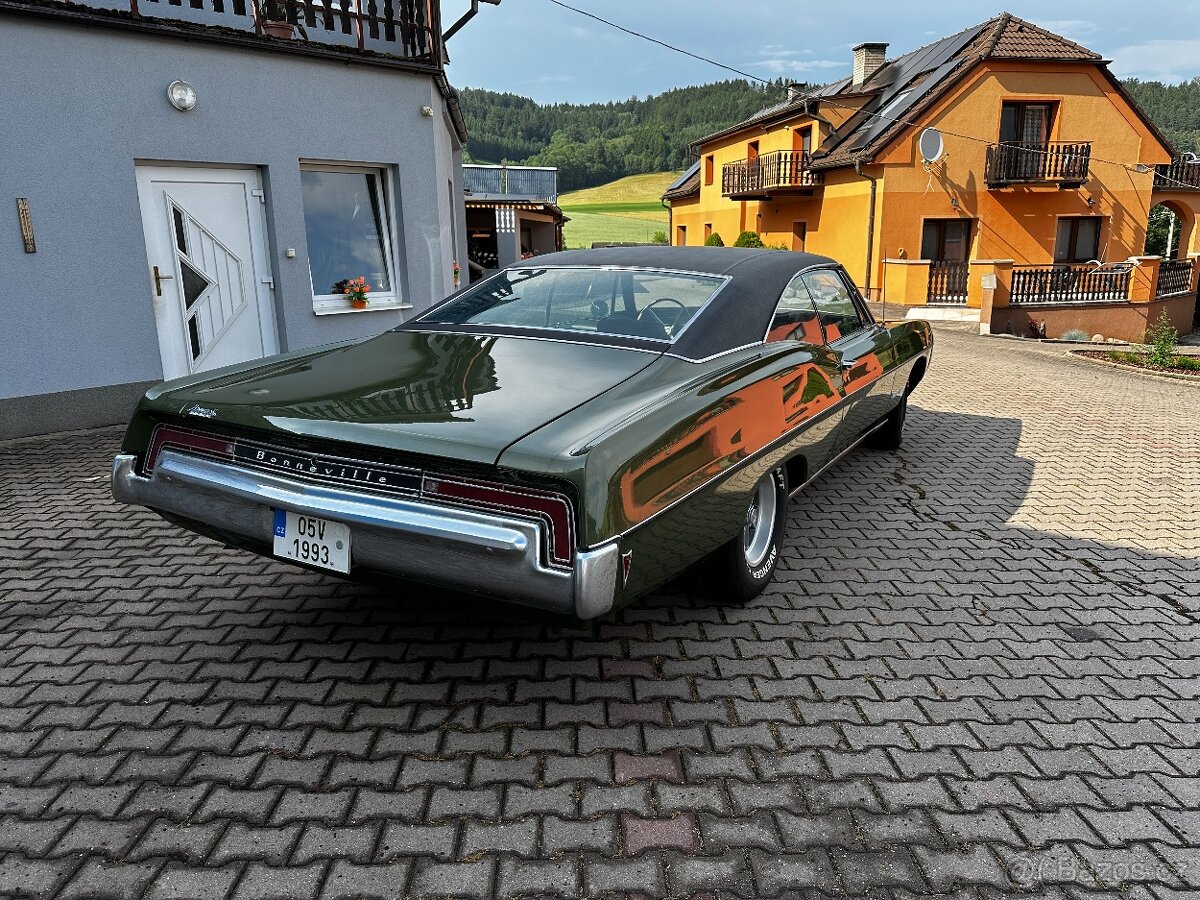 Pontiac Bonneville 1968 - 4