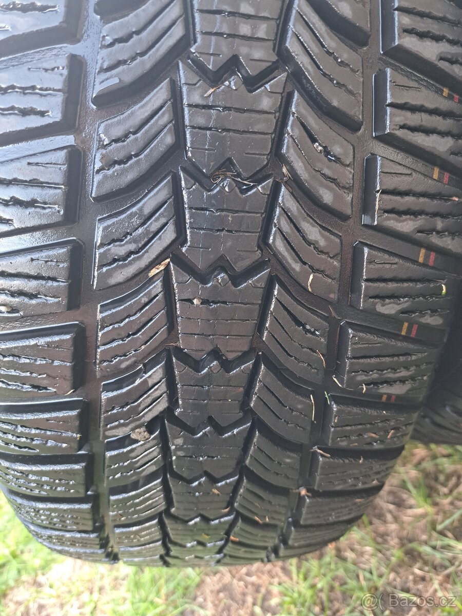 Zimní pneu 215/55/16 - 4