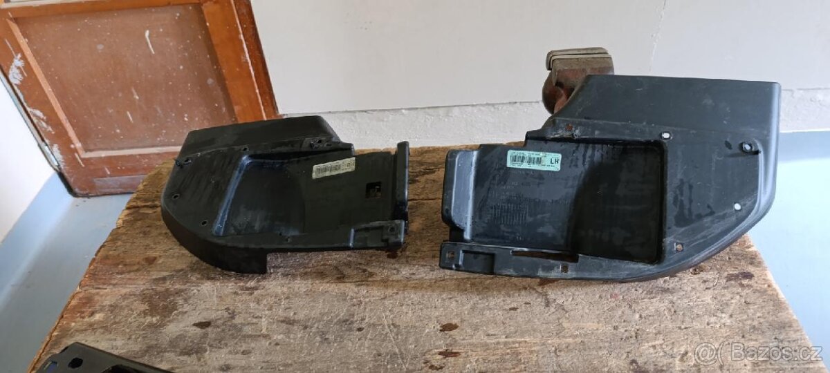 Prodám kompletní přední nárazník na Jeep Wrangler