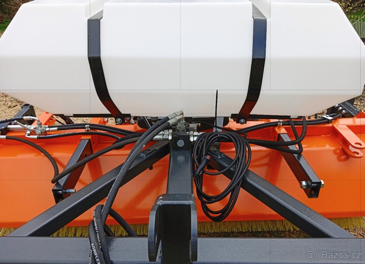 Komunální zametací kartáč 2m - 4