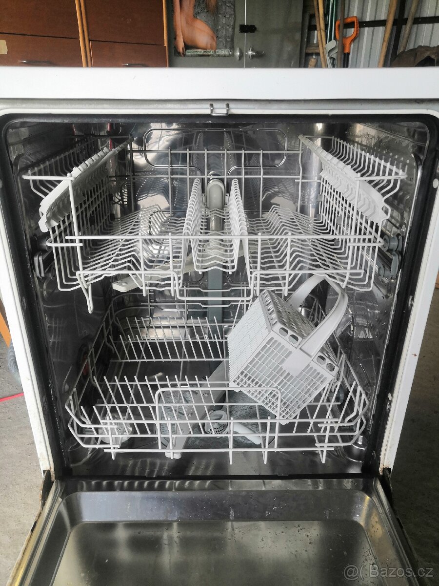 MYČKA ELECTROLUX - 4