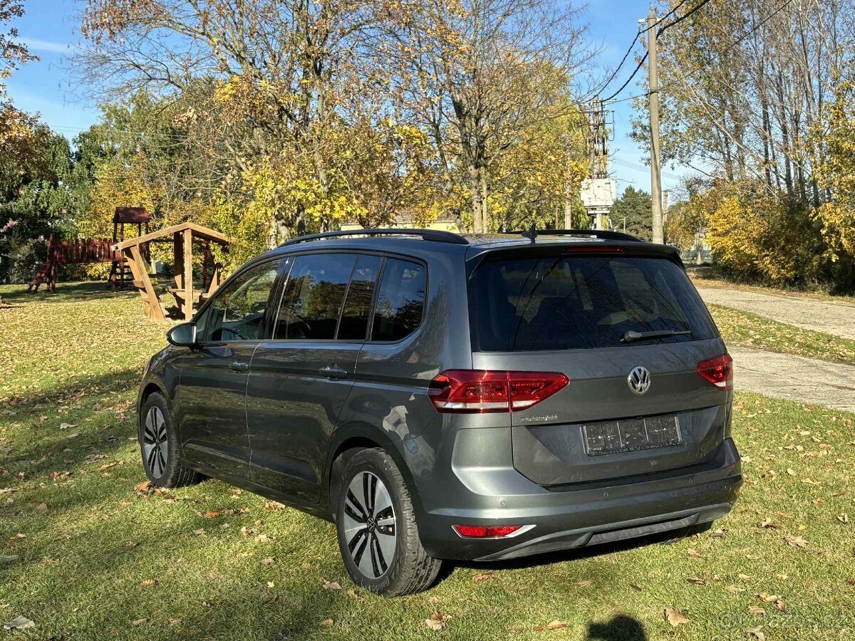 Volkswagen Touran 1.6 TDI SCR 115k Comfortline DSG - 4