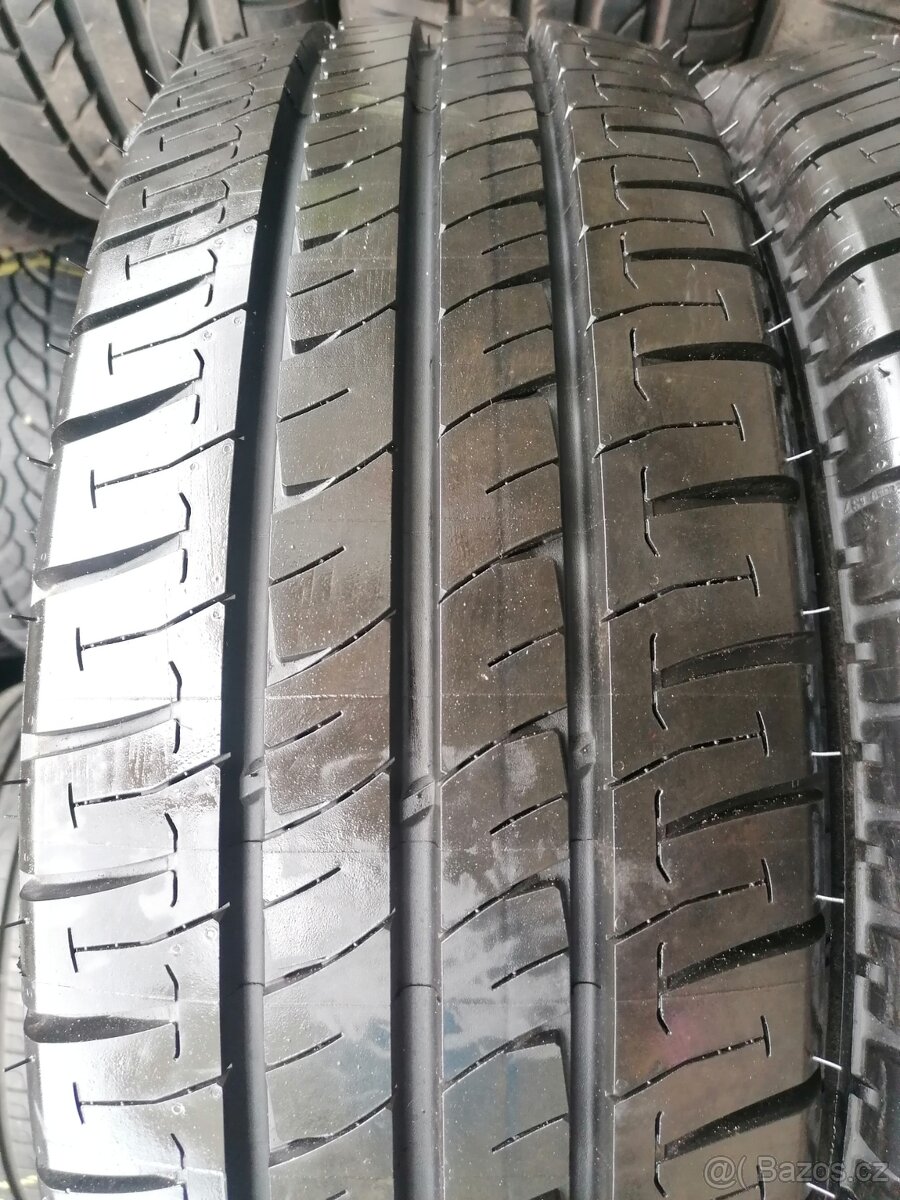 Letní pneu = 215/60 R17 = MICHELIN - 4