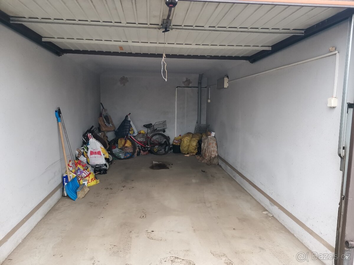 Prodám Garáž - 4