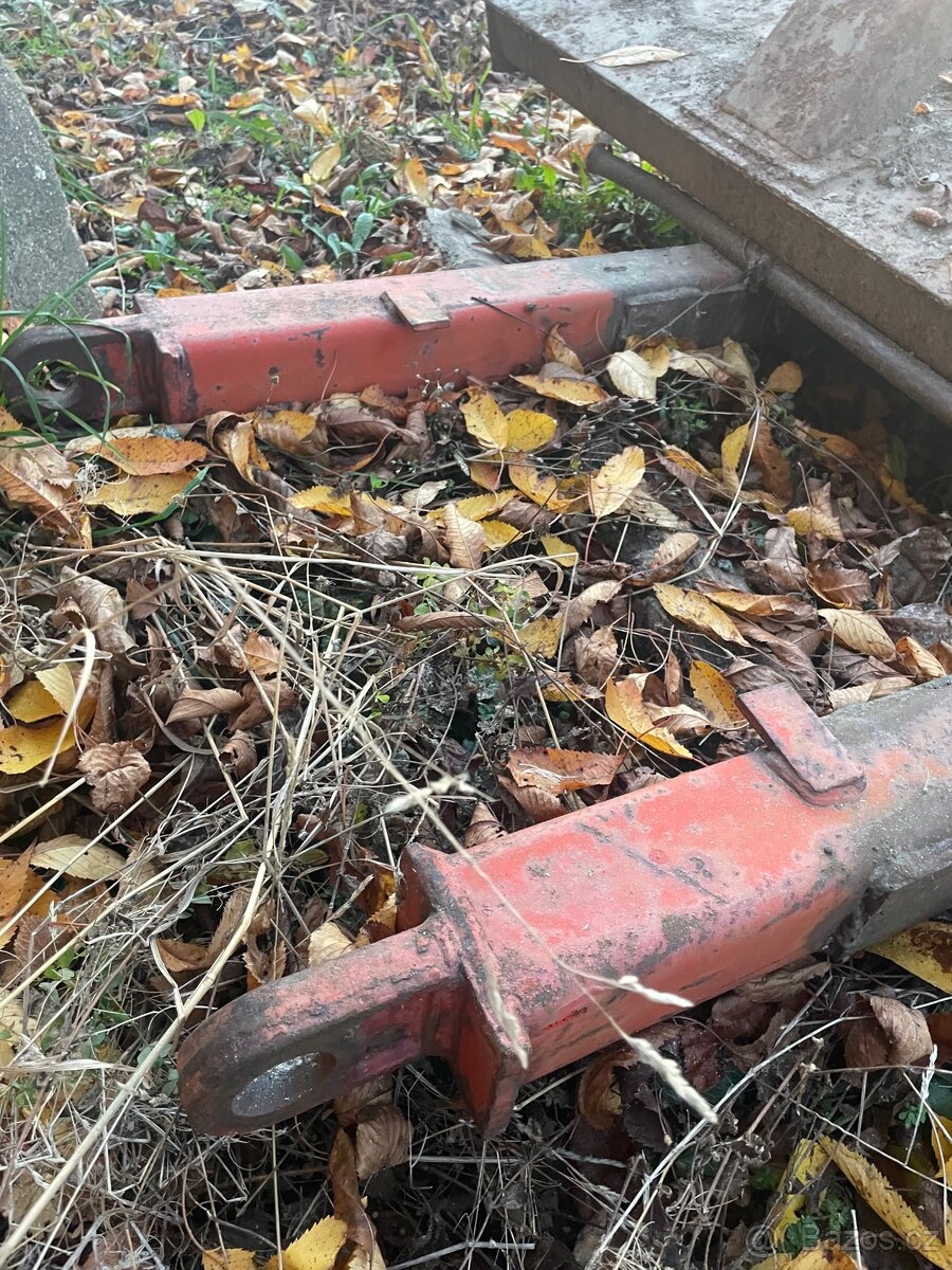 Rampovací radlice na Belarus / MTZ - 4